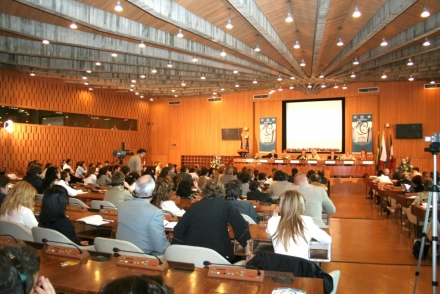 Конференция в штаб-квартире ЮНЕСКО в Париже 13 июня 2007 года